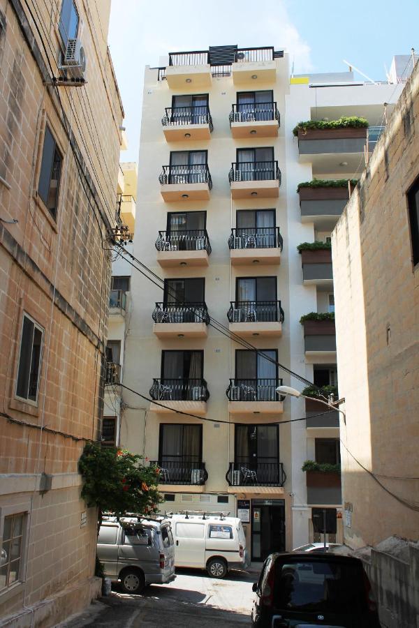 Penthouse With Seaview Terrace Apartment St. Paul's Bay Exterior photo